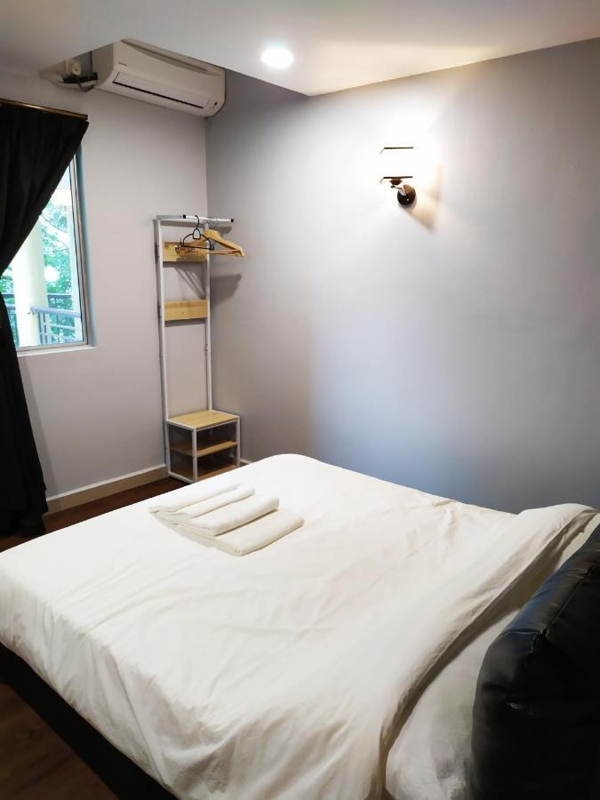 D'Ocean Homestay In Tiara Desaru Residence エクステリア 写真