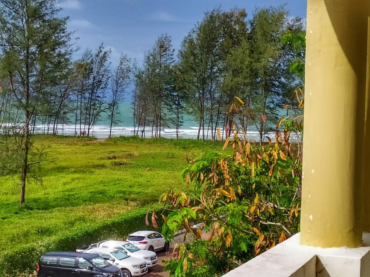 D'Ocean Homestay In Tiara Desaru Residence エクステリア 写真